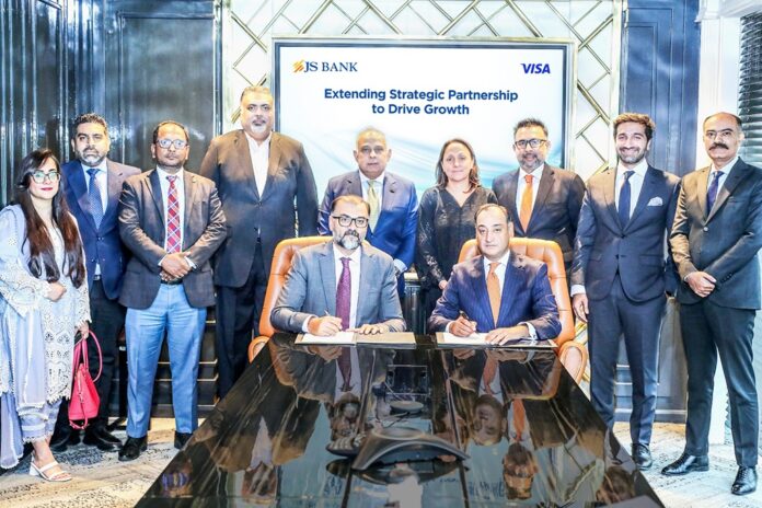 JS Bank strengthens partnership with Visa to enhance its innovative cards portfolio